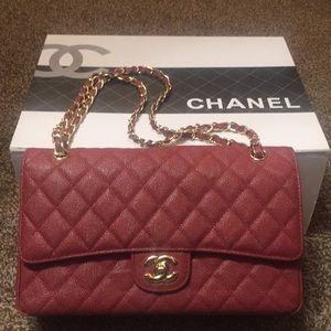 Chanel medium classic caviar bag